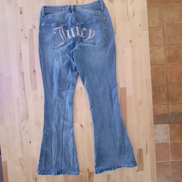 Juicy Couture Jeans Sz 11/30 'Lunita' Blue Denim Flare Leg Rhinestone Butt Y2K - Picture 2 of 7